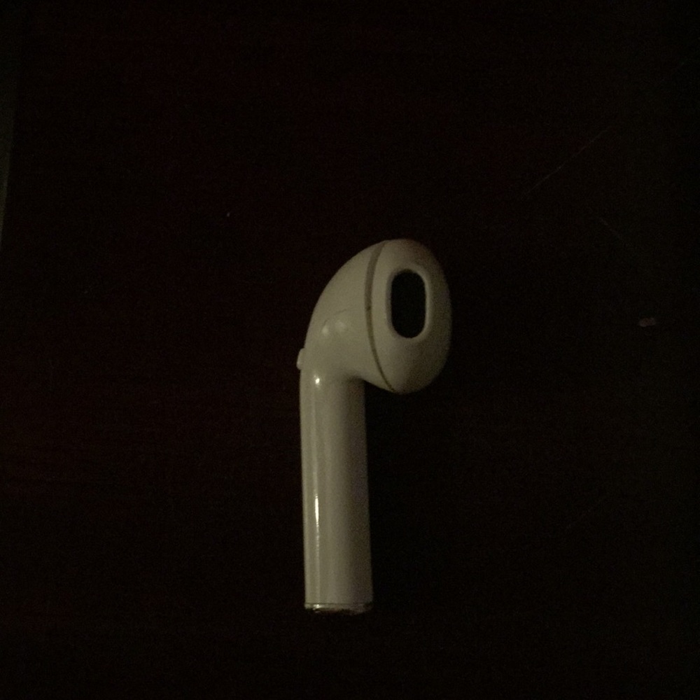 Air Pods - Picture 2 of 2